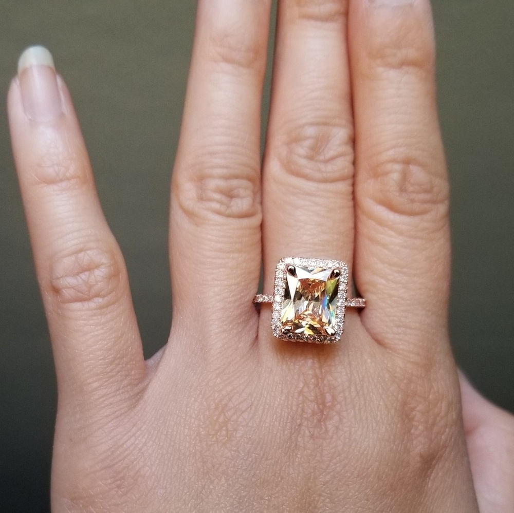 🍒NEW🍒 GORGEOUS SIMULATED CITRINE RING - Picture 9 of 14